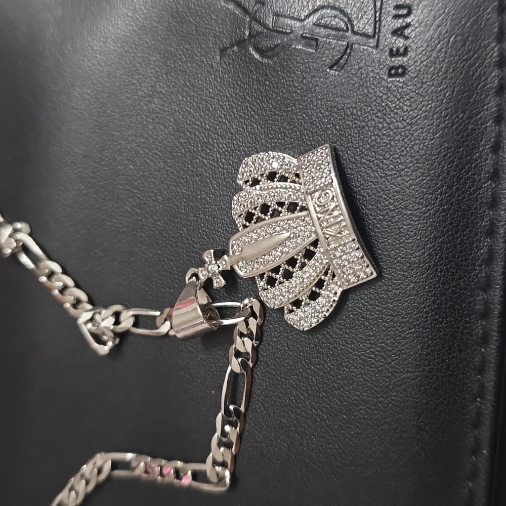 King crown Necklace
